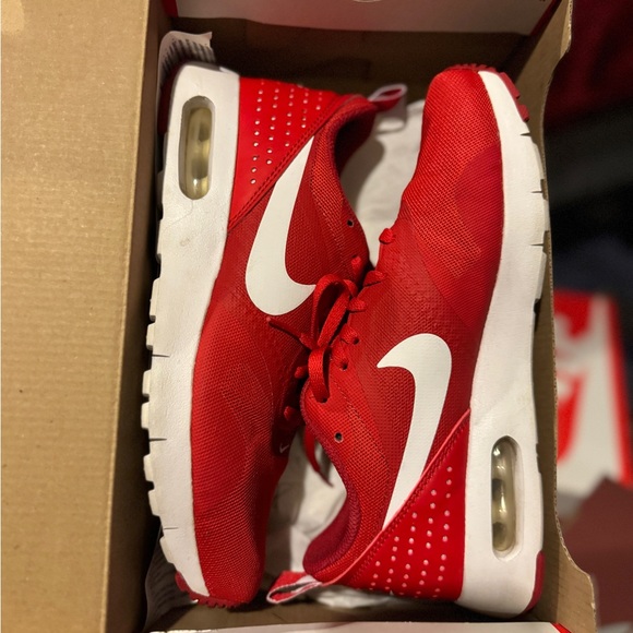 Nike Air Max sneakers - Picture 1 of 4